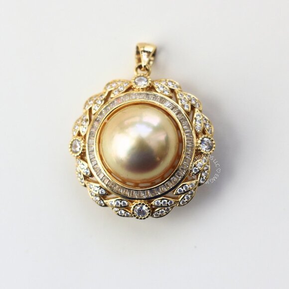 Golden South Sea Pearl Pendant in 925 Sterling Silver Setting
